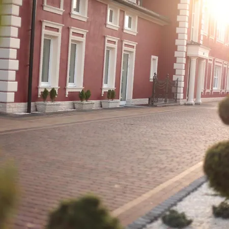 Apartament Na Poddaszu Zdunska Wola Zewnętrze zdjęcie